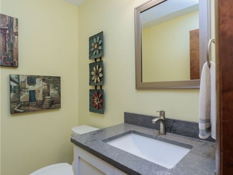 316 Crestview Drive, Elyria, OH 44035 Photo 13