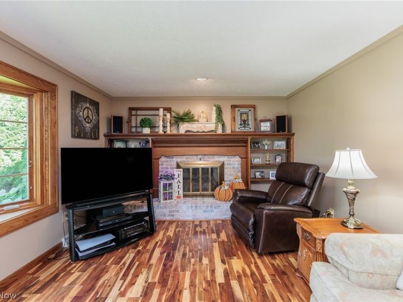 316 Crestview Drive, Elyria, OH 44035 Photo 18