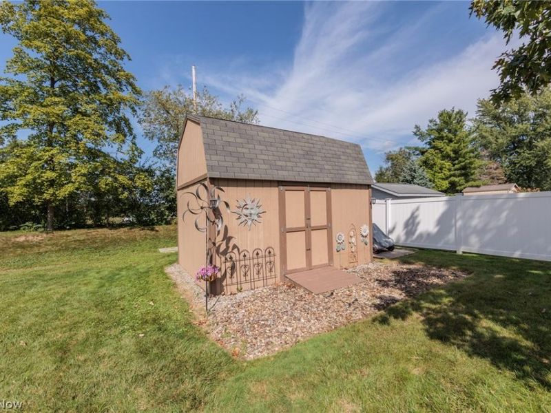 316 Crestview Drive, Elyria, OH 44035 Photo 43
