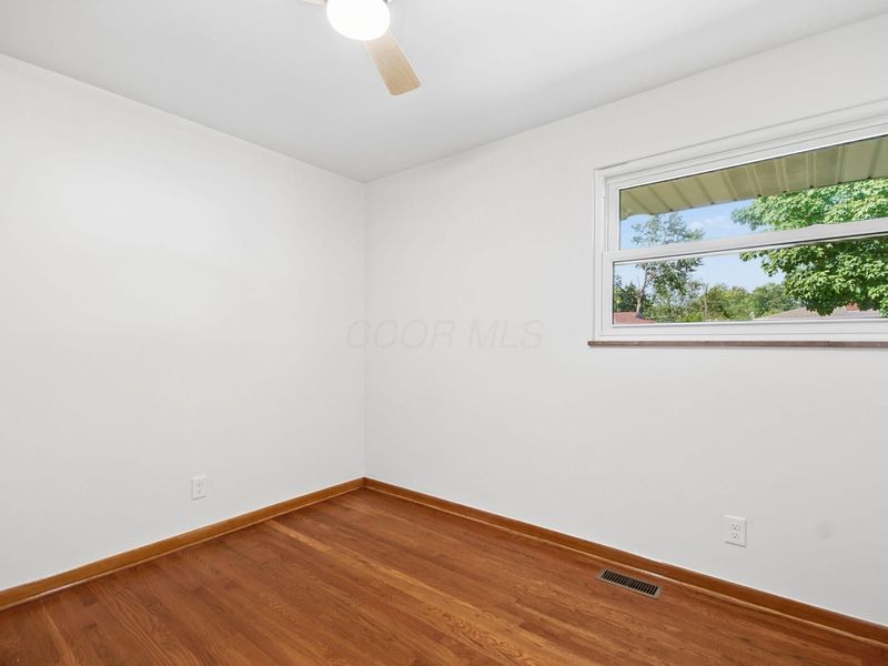 1028 Bellflower Avenue, Columbus, OH 43204 Photo 21