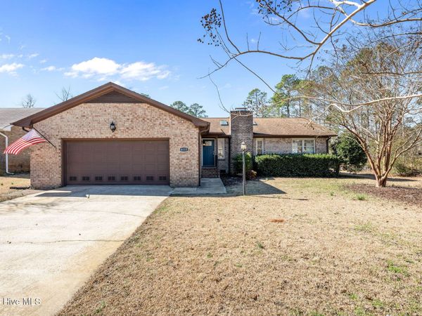 6115 Gondolier Drive , New Bern, NC 28560
