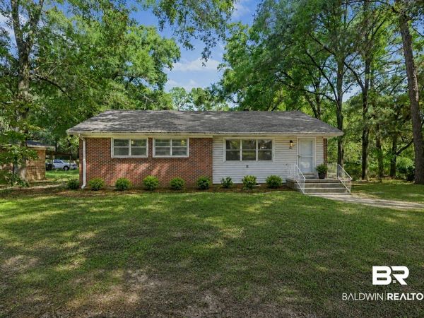 4904 Mercedes Road, Mobile, AL 36618