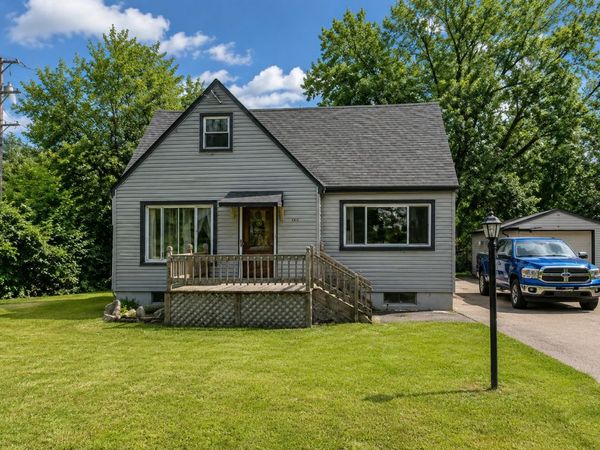 1111 Idlewild Drive , Round Lake Beach, IL 60073