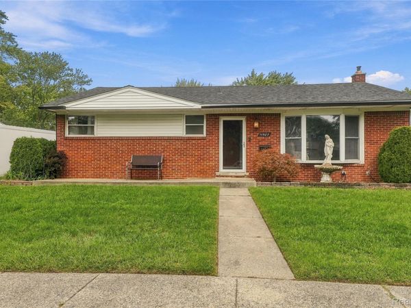 11507 Farthing Drive, Sterling Heights, Mi 48314