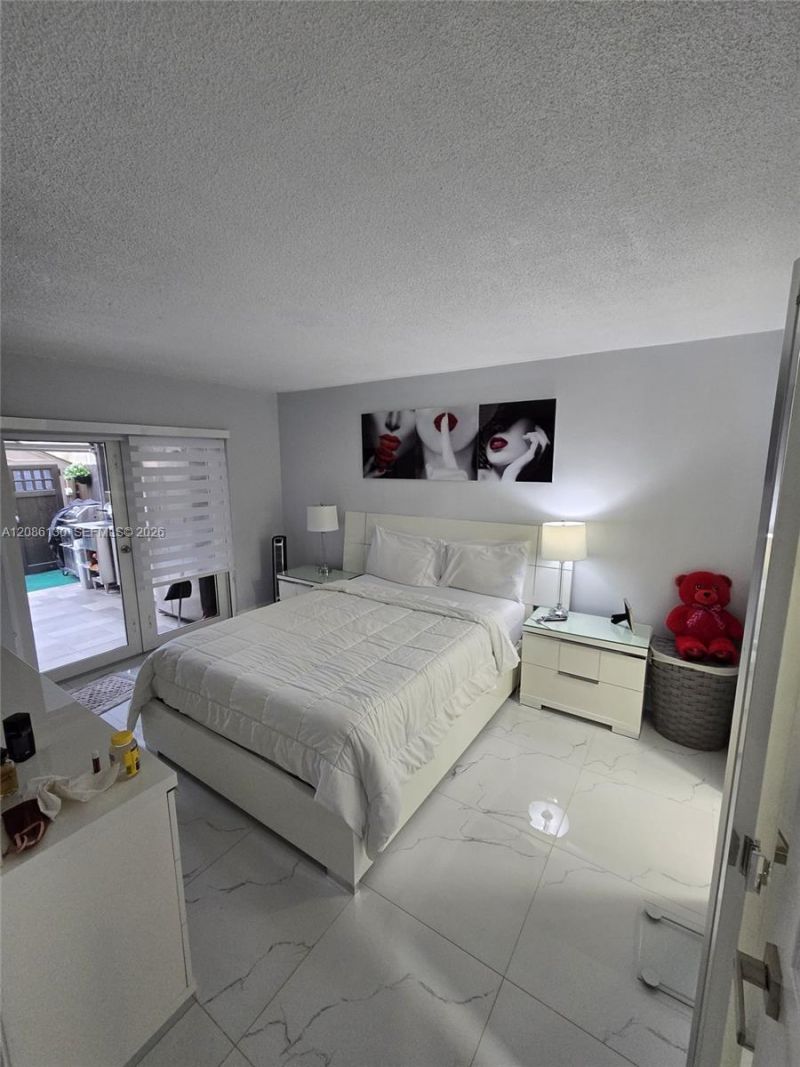 6620 W 2nd Ct, Unit 103, Hialeah, FL 33012 Photo