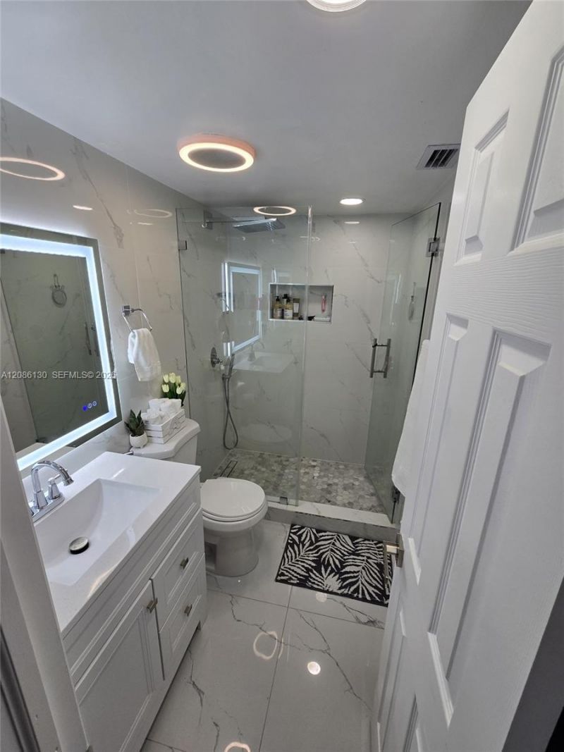 6620 W 2nd Ct, Unit 103, Hialeah, FL 33012 Photo