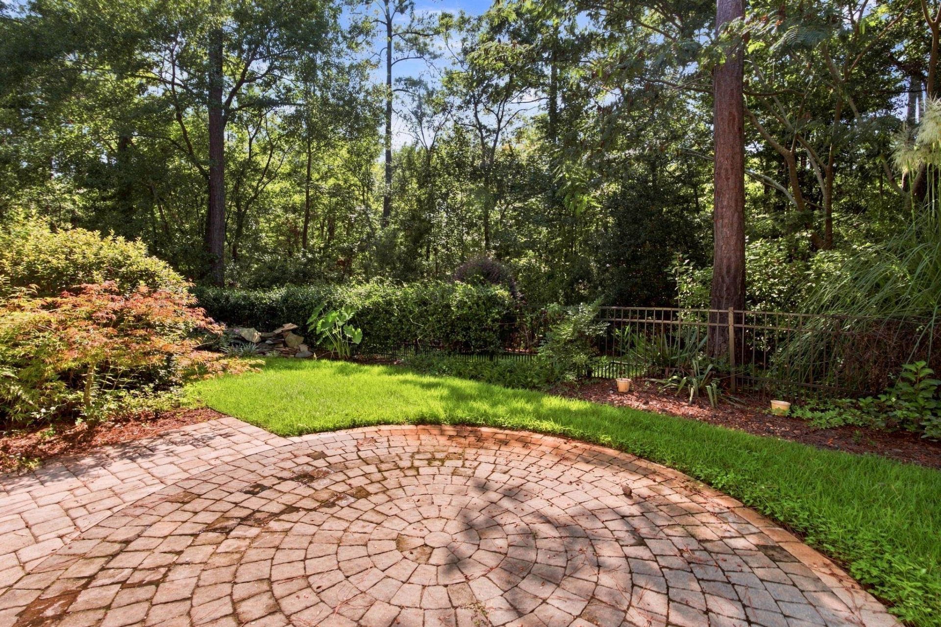 128 Knotty Pine Way Photo 48