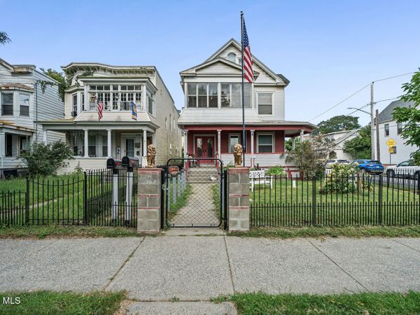 264 Manning Boulevard, Albany, NY 12206