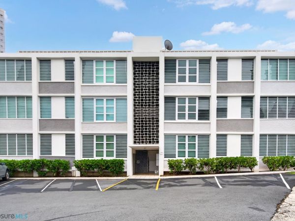19 AV LUIS VIGOREAUZ, Unit 2A, Guaynabo, PR 00966