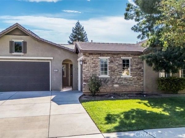 5523 Segovia, Bakersfield, CA 93306