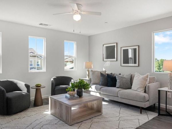 5386 York Harbor Way, Sacramento, CA 95835