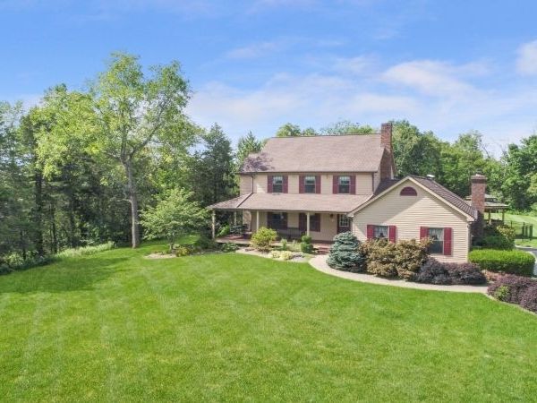 7 Cherokee Trl, Blairstown, NJ 07825