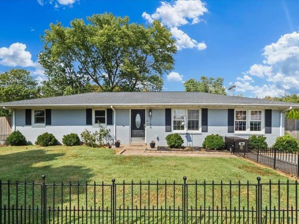 2166 Porter Pike , Bowling Green, KY 42103