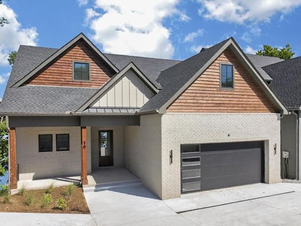 19 Jones Cir, Old Hickory, TN 37138