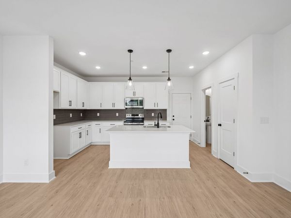 2597 Peaceful Valley Dr , Columbia, TN 38401