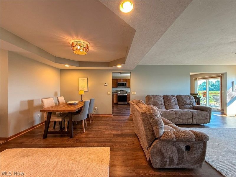 125 Pondview Circle, Rittman, OH 44270 Photo 6