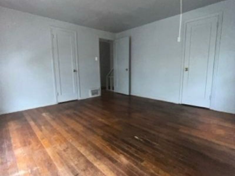 1467 E 250th Street, Euclid, OH 44117 Photo 3