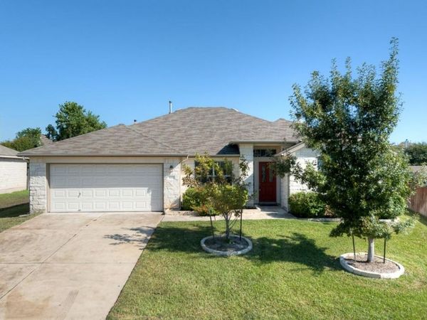 1611 Briar Hill DR, Georgetown, TX 78626