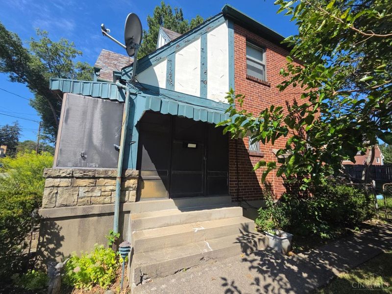 3236 Werk Road, Cincinnati, OH 45211 Photo 4