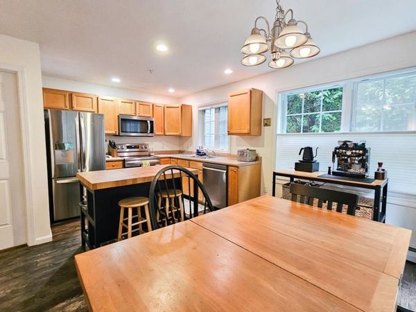7 Capital Drive, Unit 7, Dover, NH 03820