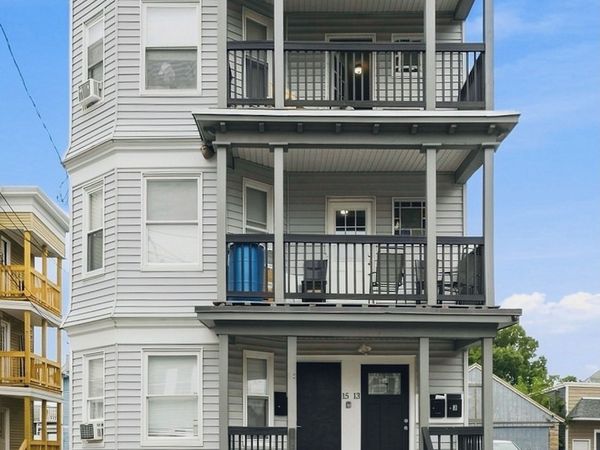 13-15 Falmouth St, Lawrence, MA 01843