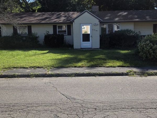 23 Mcdevitt Rd, Randolph, MA 02368
