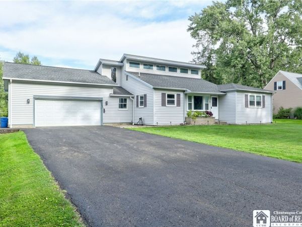 21 Stoneman Avenue, Lakewood, NY 14750