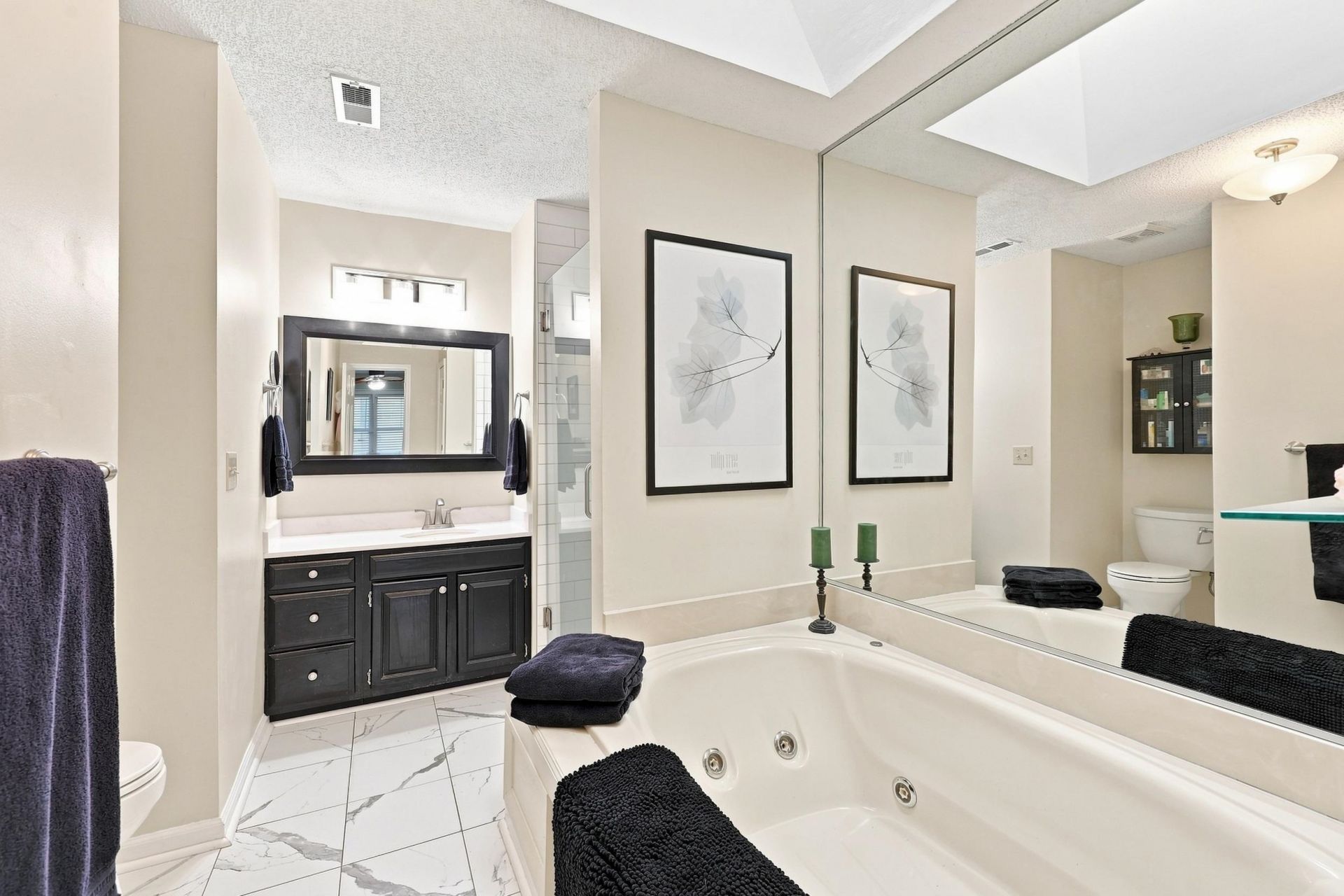 2012 Ladybank Dr. Photo 26