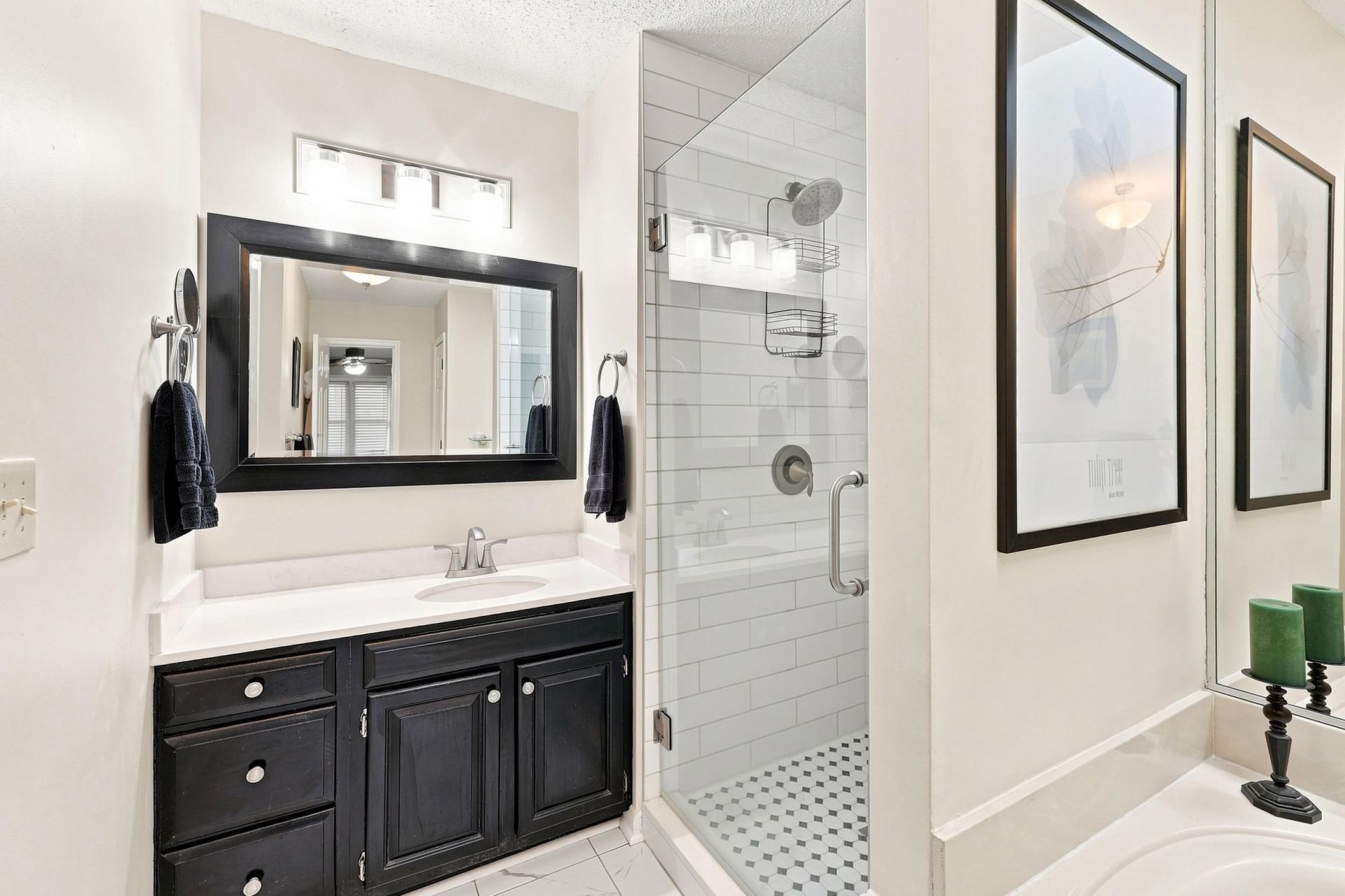 2012 Ladybank Dr. Photo 27