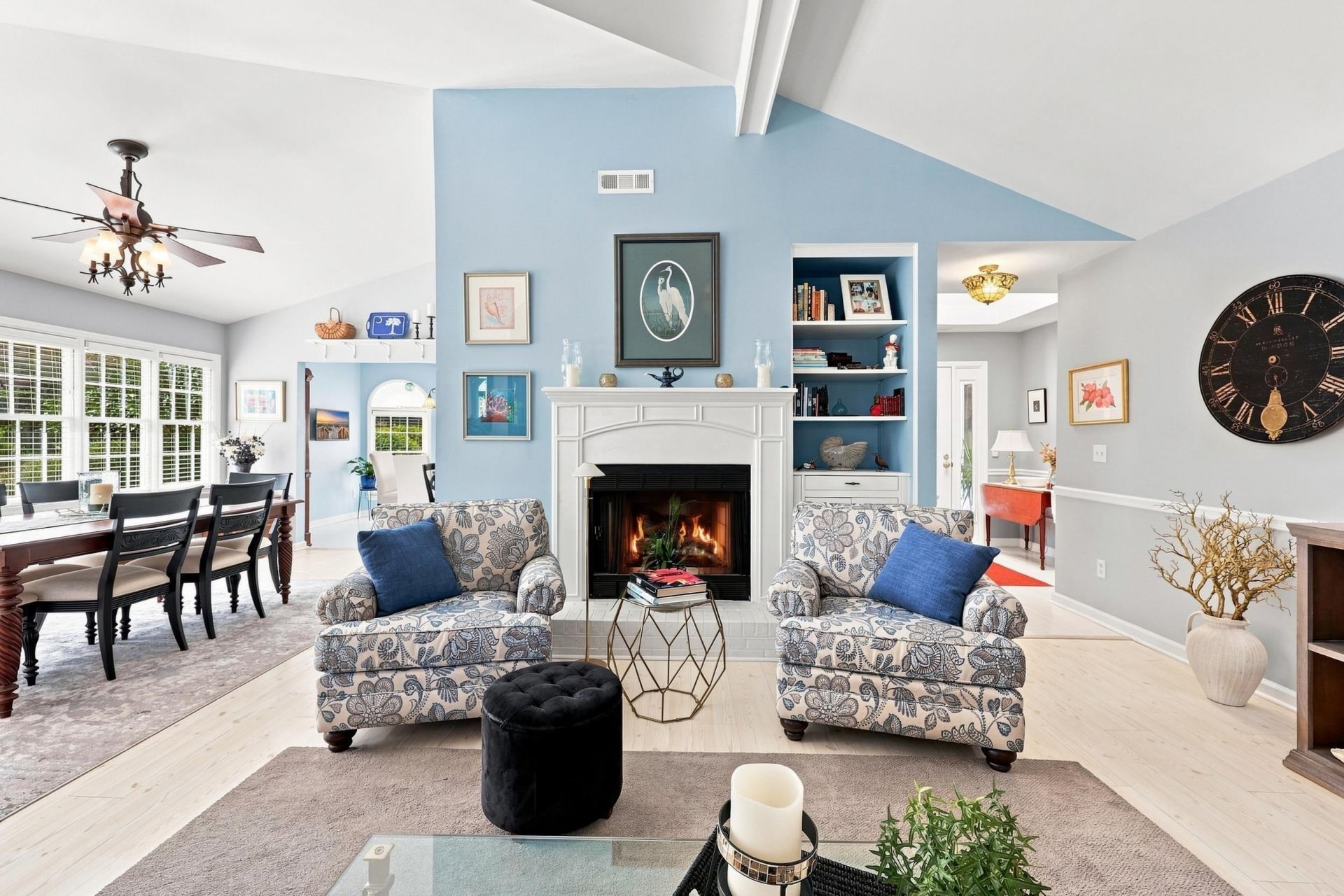 2012 Ladybank Dr. Photo 4