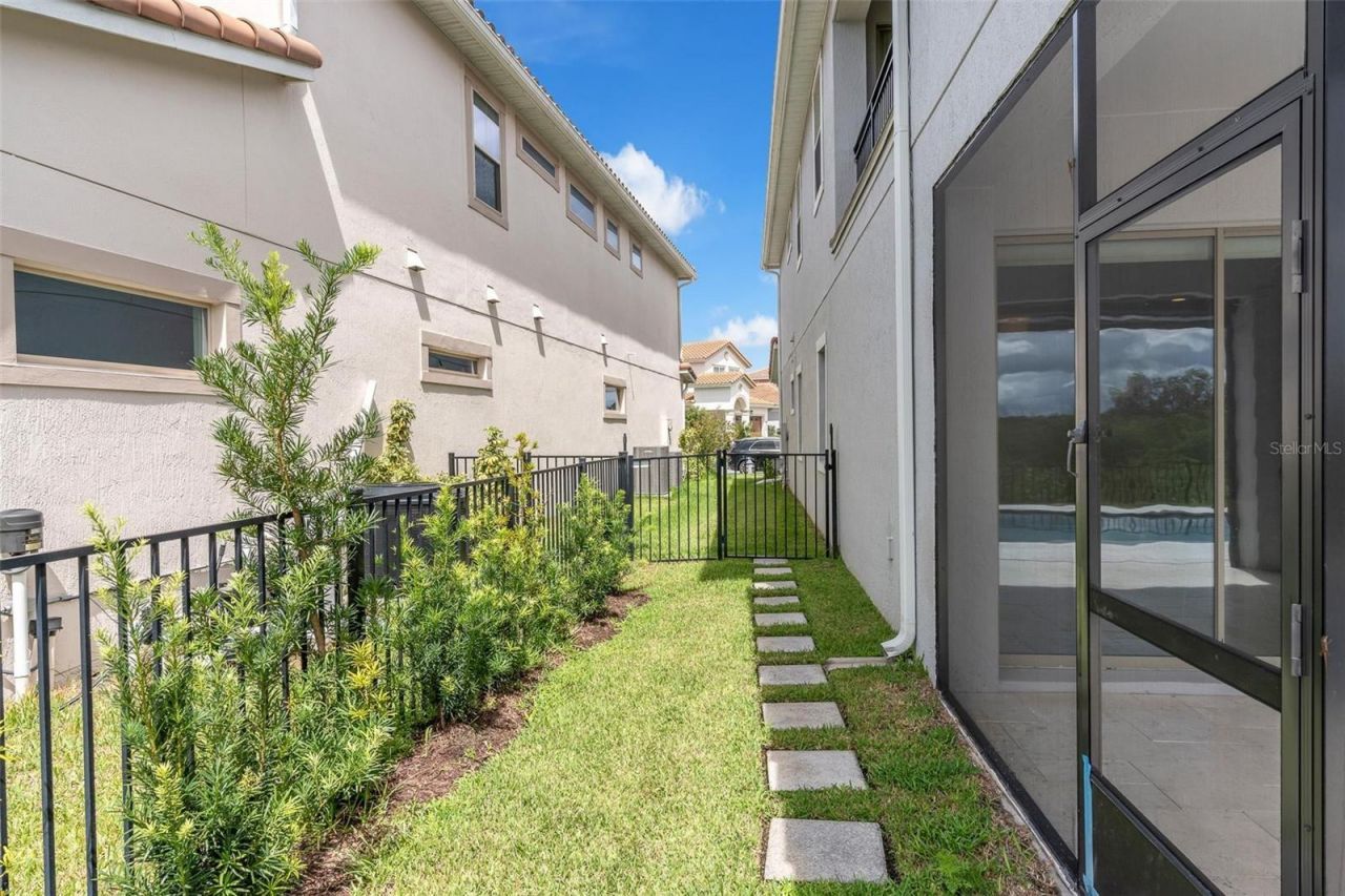 13622 Abberwick Drive, Orlando, FL 32832 Photo