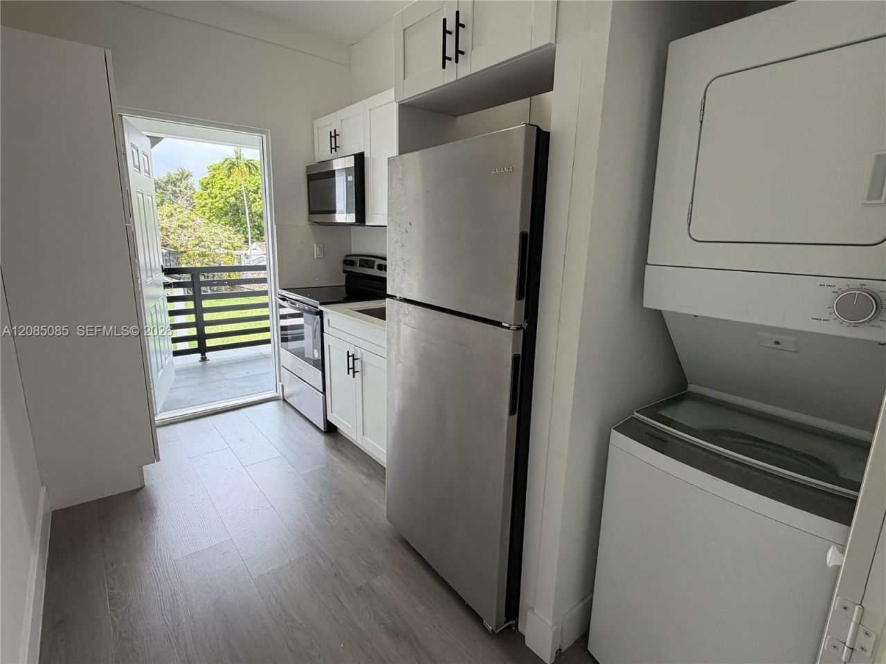 638 SW 21st Ave, Unit 3, Miami, FL 33135 Photo
