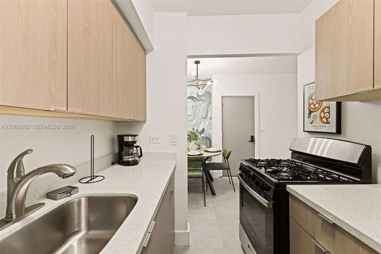 7340 Harding Ave, Unit 5, Miami Beach, FL 33141 Photo