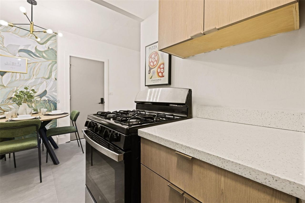 7340 Harding Ave, Unit 5, Miami Beach, FL 33141 Photo