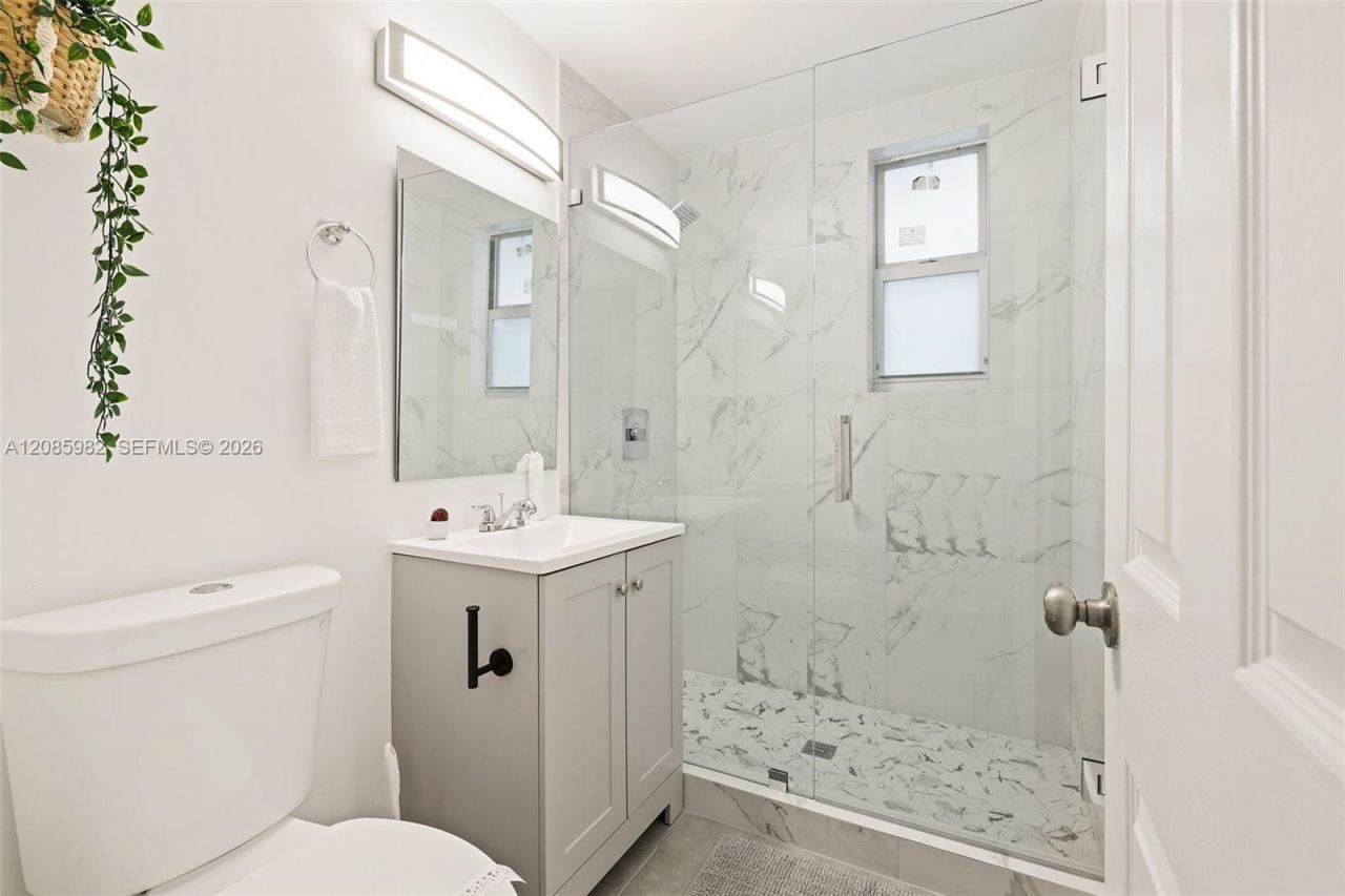 7340 Harding Ave, Unit 5, Miami Beach, FL 33141 Photo