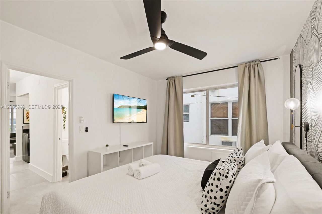 7340 Harding Ave, Unit 5, Miami Beach, FL 33141 Photo