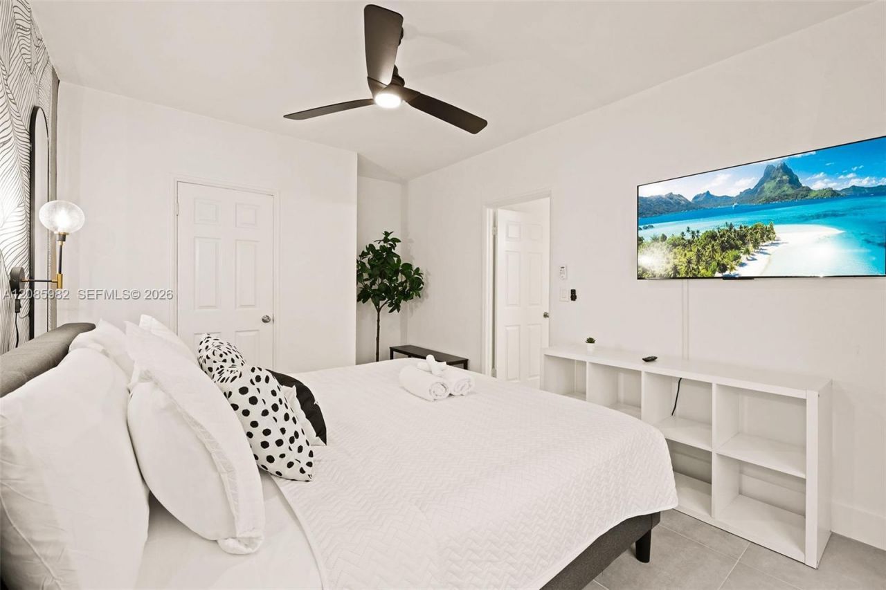 7340 Harding Ave, Unit 5, Miami Beach, FL 33141 Photo
