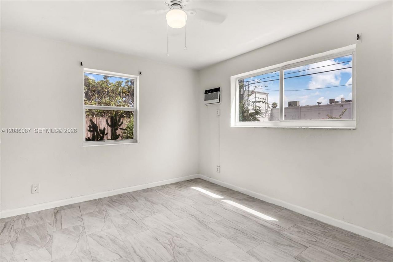 1851 N 69th Ave, Hollywood, FL 33024 Photo