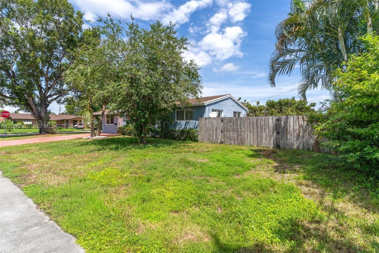 1851 N 69th Ave, Hollywood, FL 33024 Photo