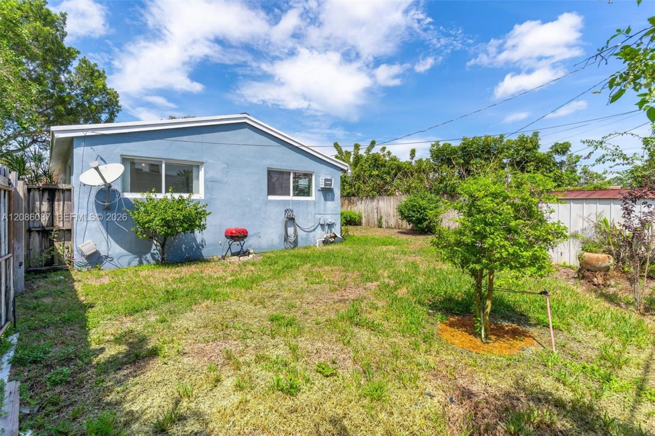 1851 N 69th Ave, Hollywood, FL 33024 Photo