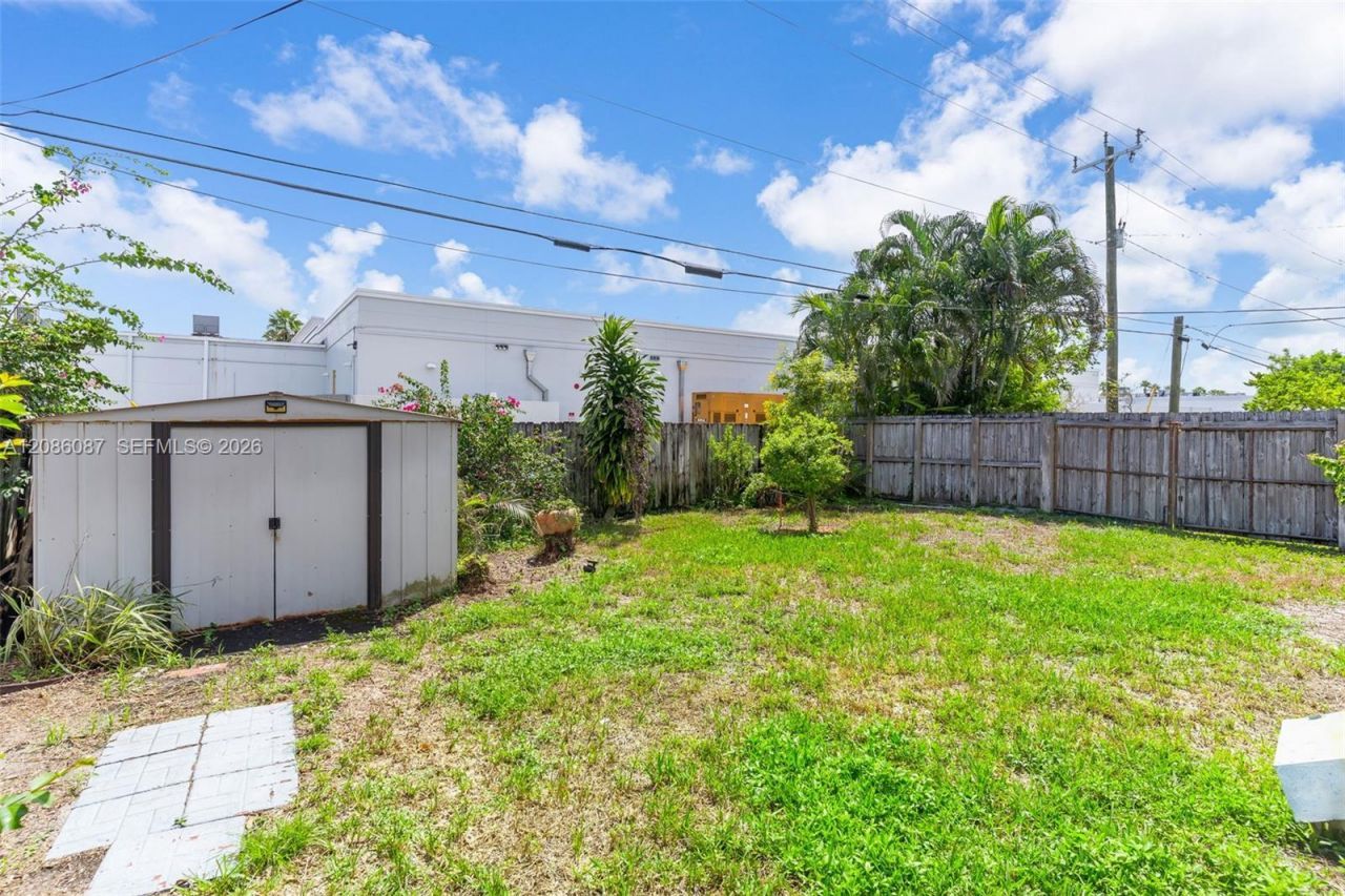 1851 N 69th Ave, Hollywood, FL 33024 Photo