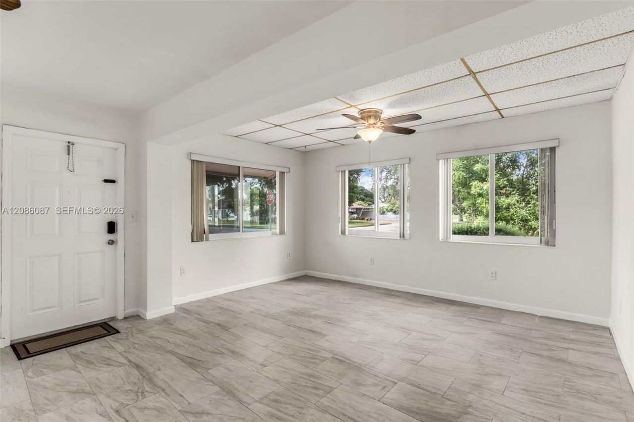 1851 N 69th Ave, Hollywood, FL 33024 Photo