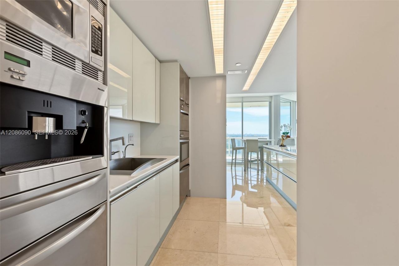 16500 Collins Ave, Unit 2654, Sunny Isles Beach, FL 33160 Photo
