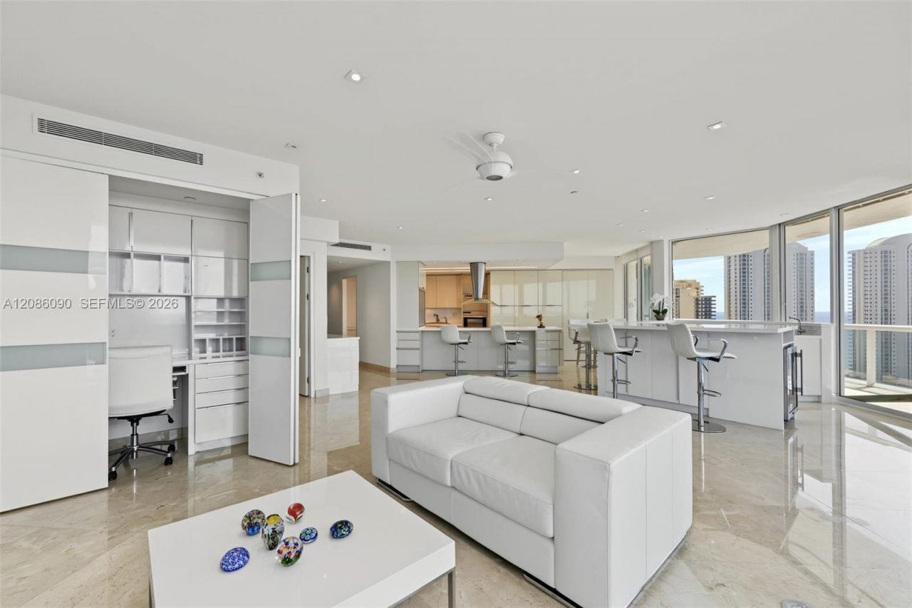 16500 Collins Ave, Unit 2654, Sunny Isles Beach, FL 33160 Photo