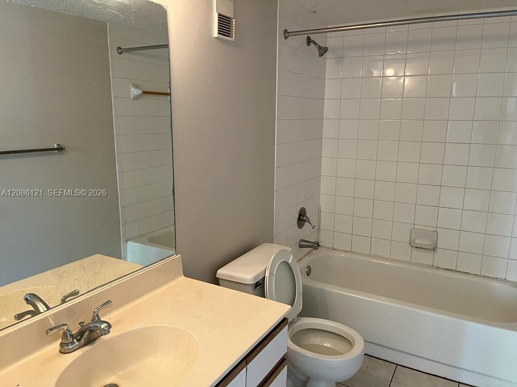 4015 W Mcnab Rd, Unit D308, Pompano Beach, FL 33069 Photo