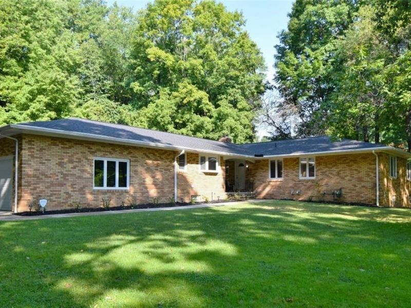 4240 Som Center Road, Moreland Hills, OH 44022 Photo 2
