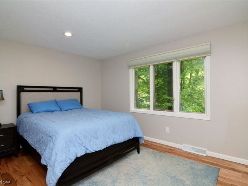 4240 Som Center Road, Moreland Hills, OH 44022 Photo 29