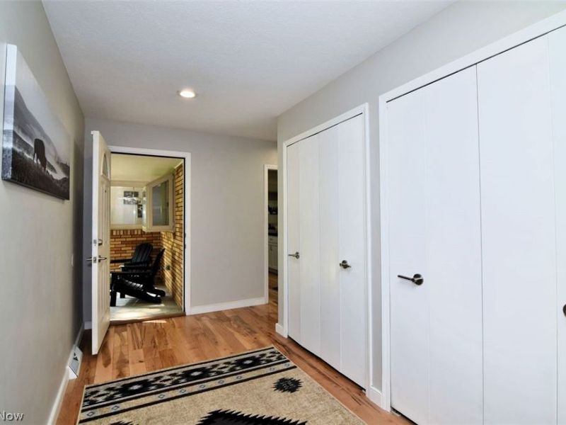 4240 Som Center Road, Moreland Hills, OH 44022 Photo 5