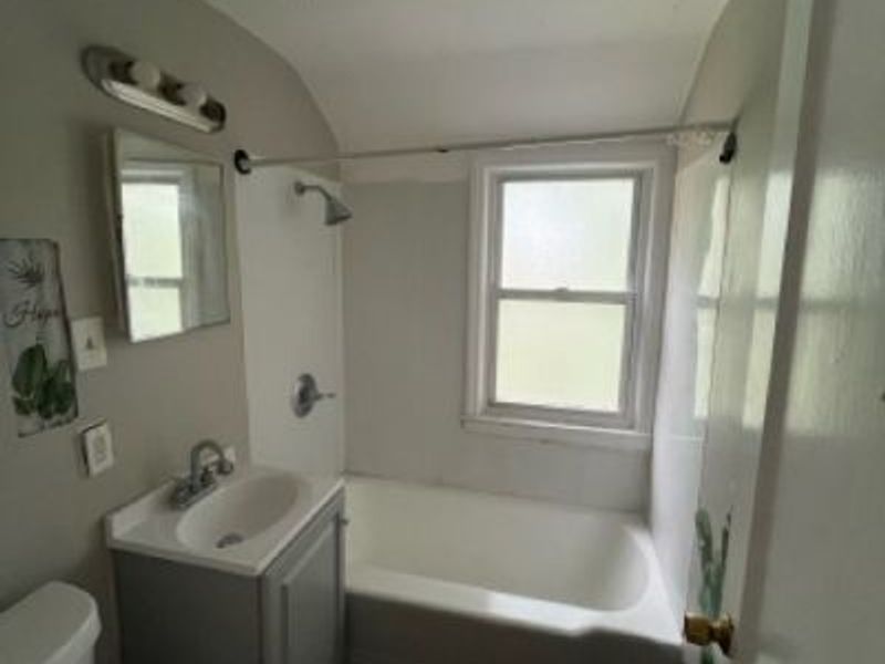 24971 Euclid Avenue, Euclid, OH 44117 Photo 14