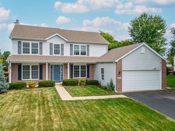 2516 W WINFIELD Lane, BELVIDERE, IL 61008